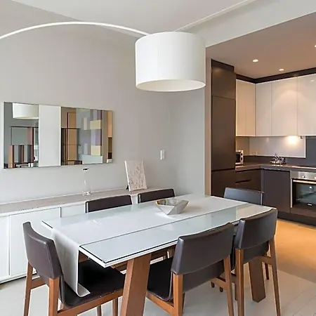 Four Stars Apartmanhotel 4*